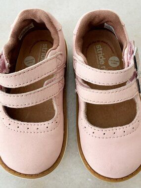 Stride Rite Cordaline Toddler Girls' Mary Jane Shoe Size 5.5 M